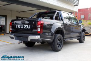 Rear right view of a Black Isuzu D-Max Dual Cab before fitment of a Dobinson 40mm Lift Kit